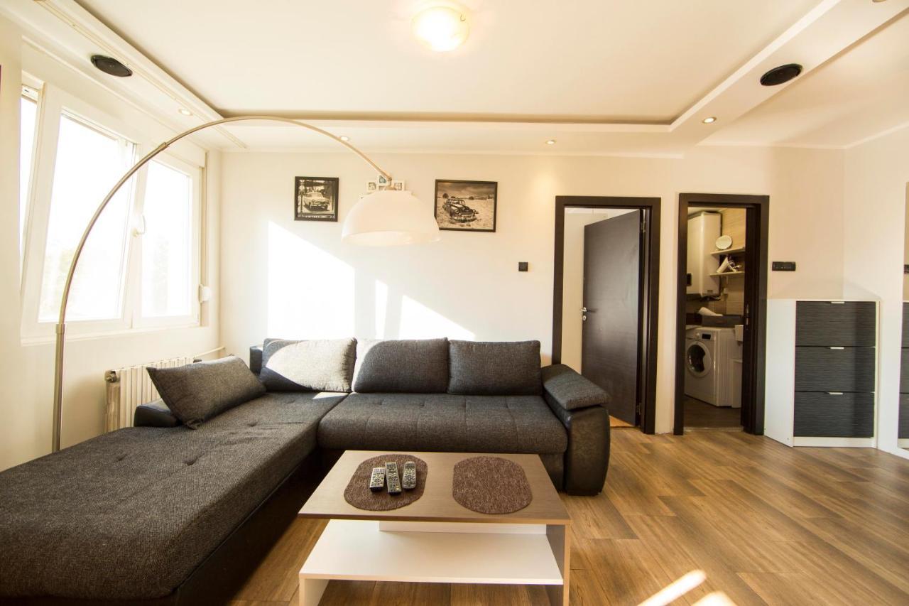 Ahoy Belgrade Luxury Apartment Buitenkant foto